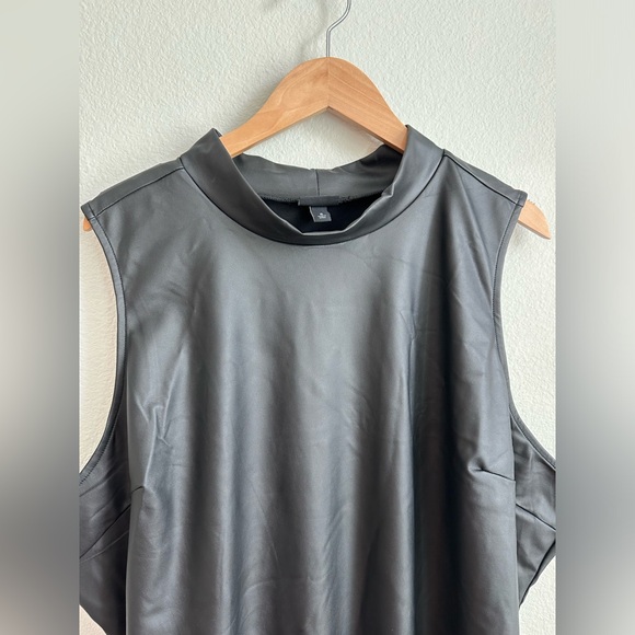 Torrid 6X Black Mock Neck Faux Leather Bodysuit - Picture 2 of 6